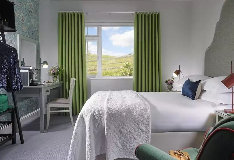 Hostelli Dunmore House