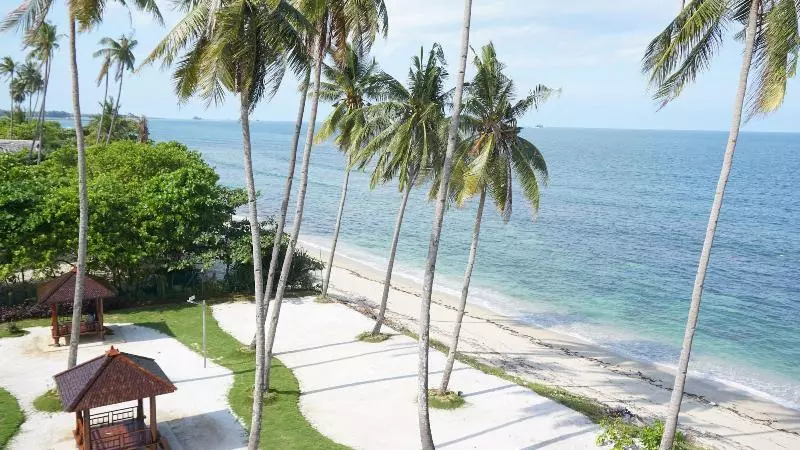 Hotelli Bintan Pearl Beach Resort