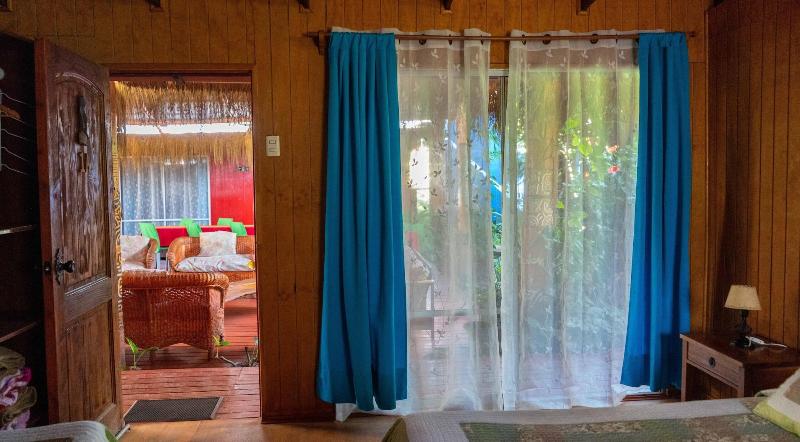 Kaimana Inn Hotel Restaurant