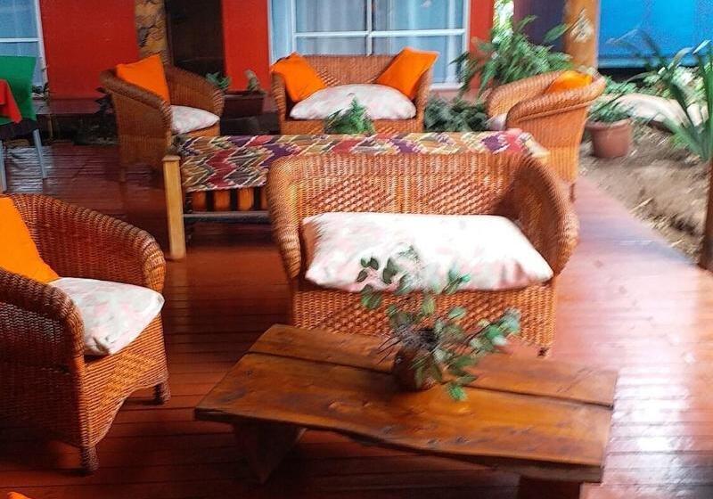 Kaimana Inn Hotel Restaurant