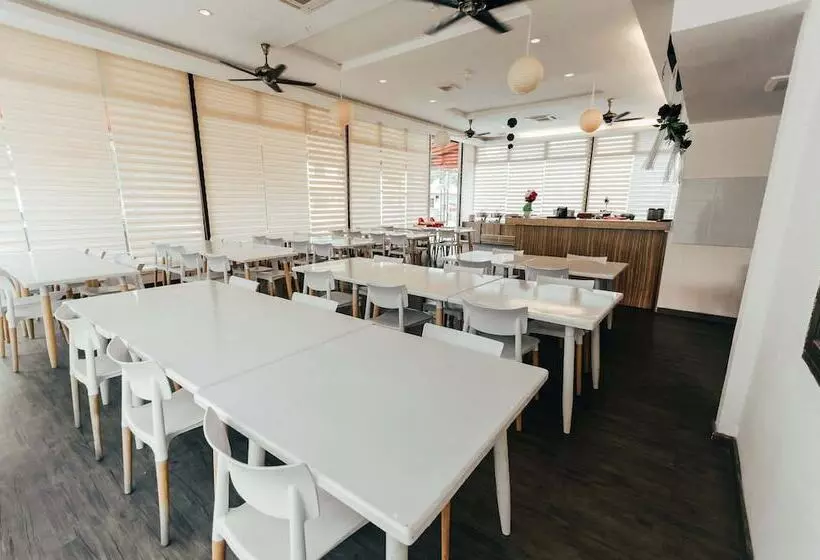 Hotelli Kertih Damansara Inn