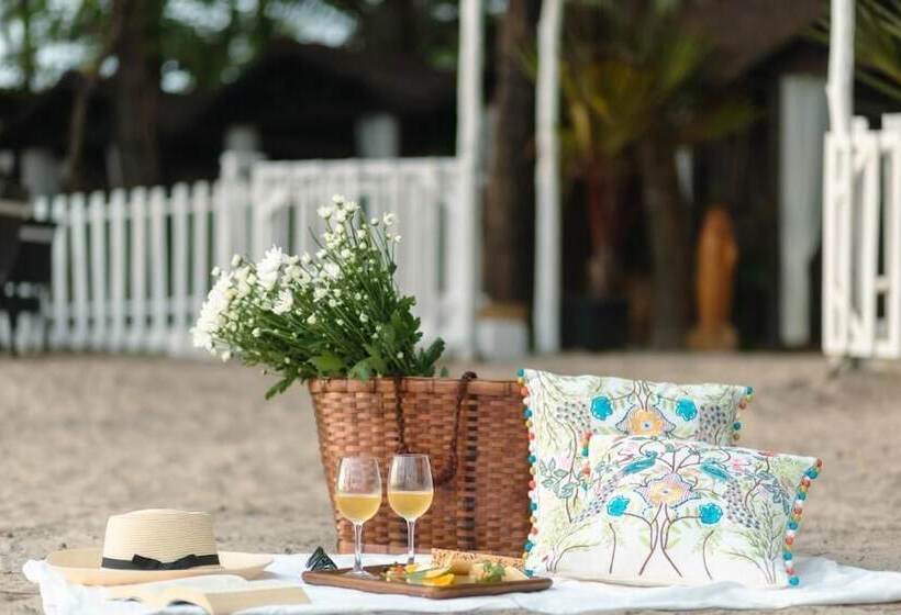 בית מלון כפרי Larisa Beach Resort