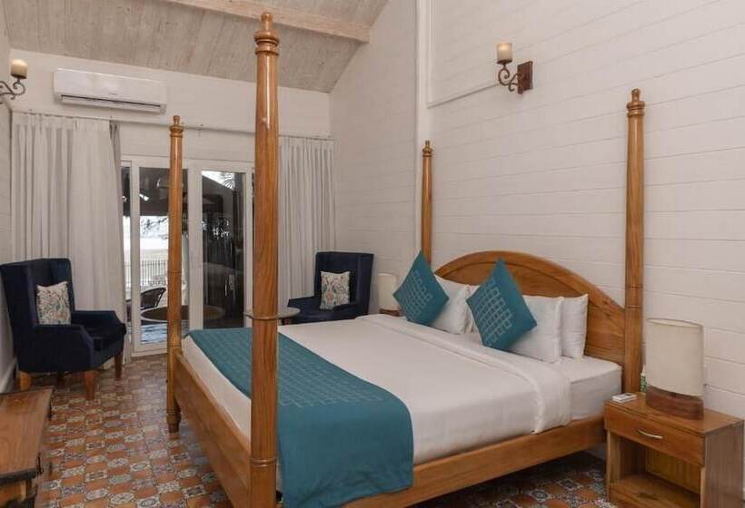 בית מלון כפרי Larisa Beach Resort