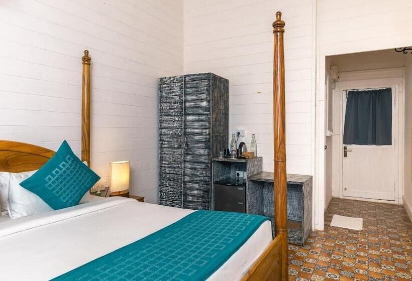 בית מלון כפרי Larisa Beach Resort