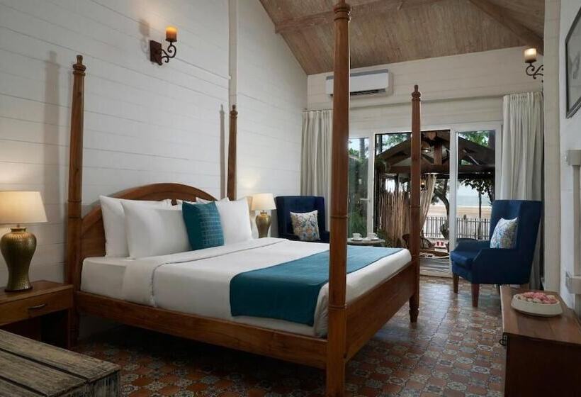 בית מלון כפרי Larisa Beach Resort