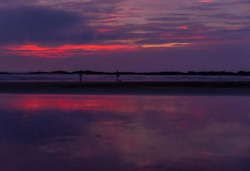 בית מלון כפרי Larisa Beach Resort