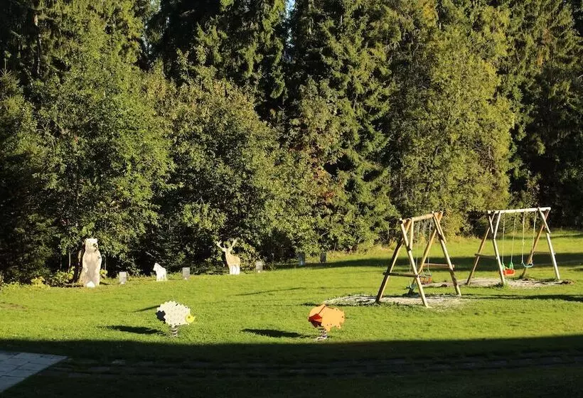 Zespół Tatry   Hotel Tatry I Budynek Turystyczny
