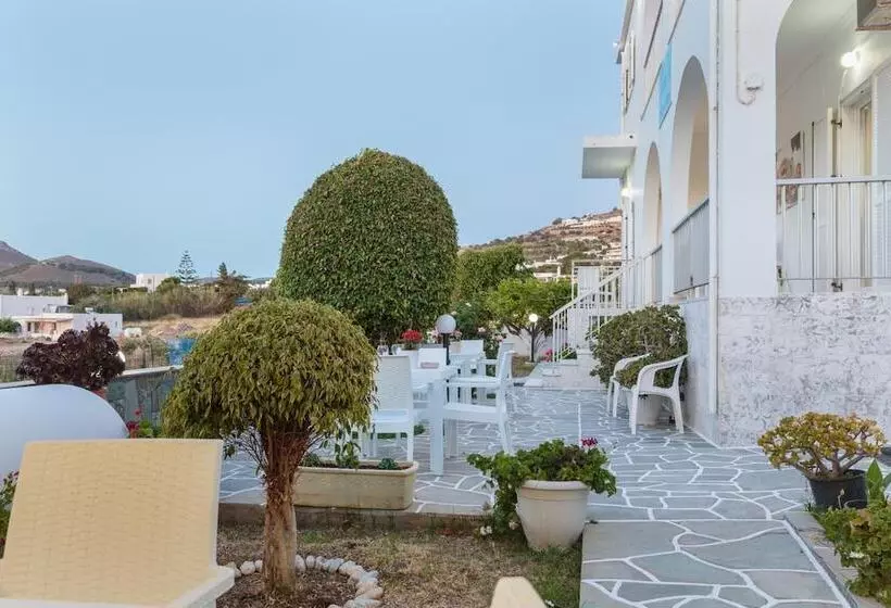 Bizas Rooms & Studios