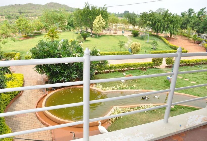 Kstdc Hotel Mayura Gaganachukki