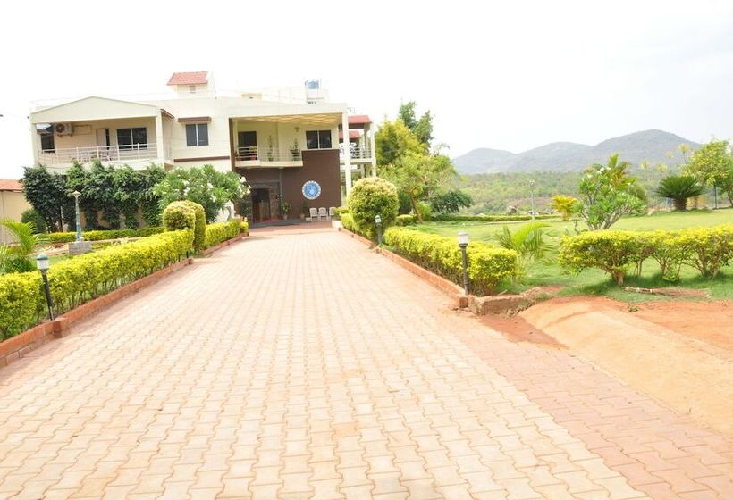 Kstdc Hotel Mayura Gaganachukki