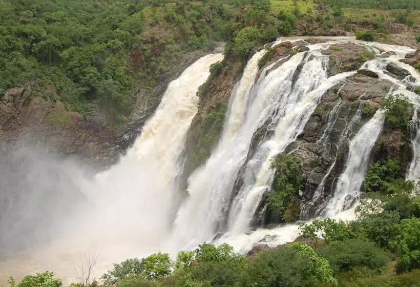 Kstdc Hotel Mayura Gaganachukki