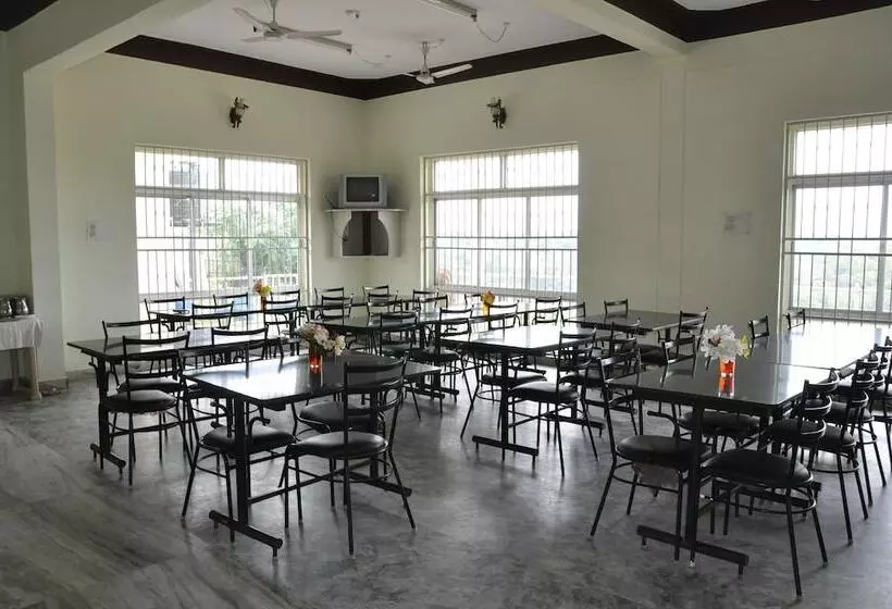 Kstdc Hotel Mayura Gaganachukki