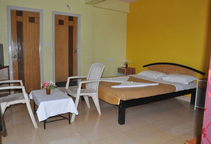 Kstdc Hotel Mayura Gaganachukki