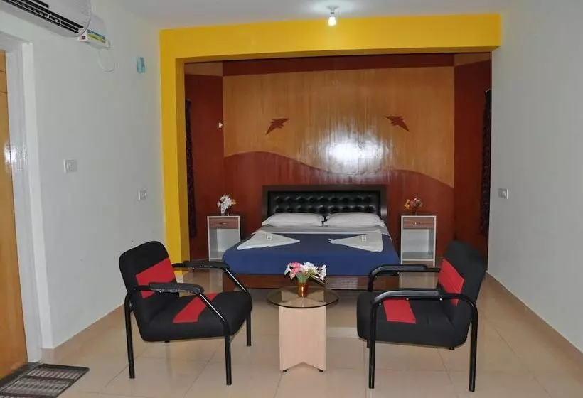 Kstdc Hotel Mayura Gaganachukki