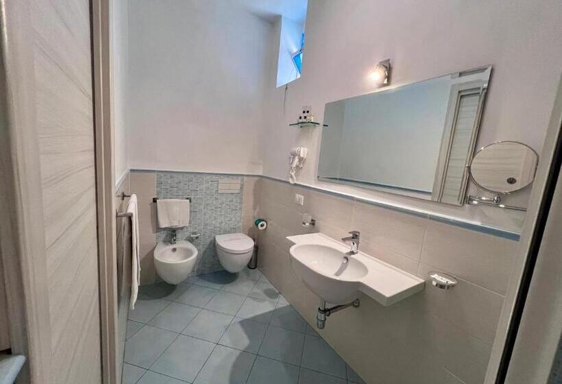 Pensió Bella Tropea Accommodation