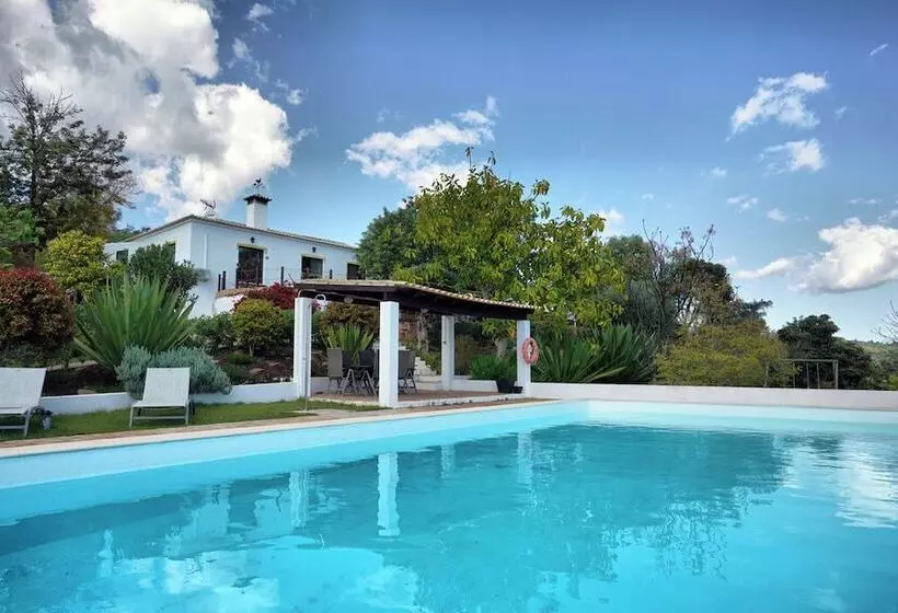 Majatalo Vale Fuzeiros Nature Guesthouse