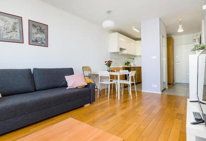 Shortstaypoland Chlodna