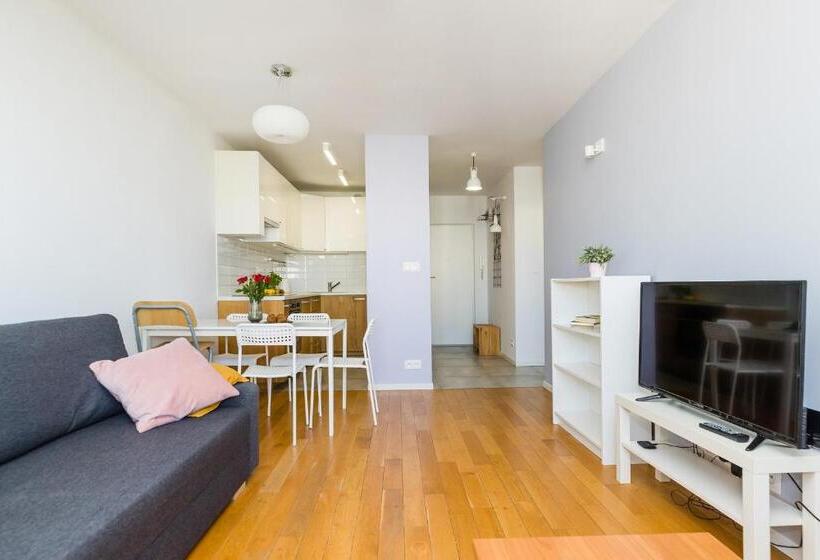 Shortstaypoland Chlodna