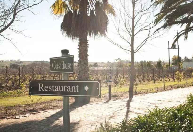 The Country Guesthouse