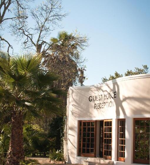 The Country Guesthouse