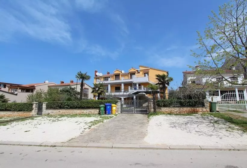 Apartments Malvina