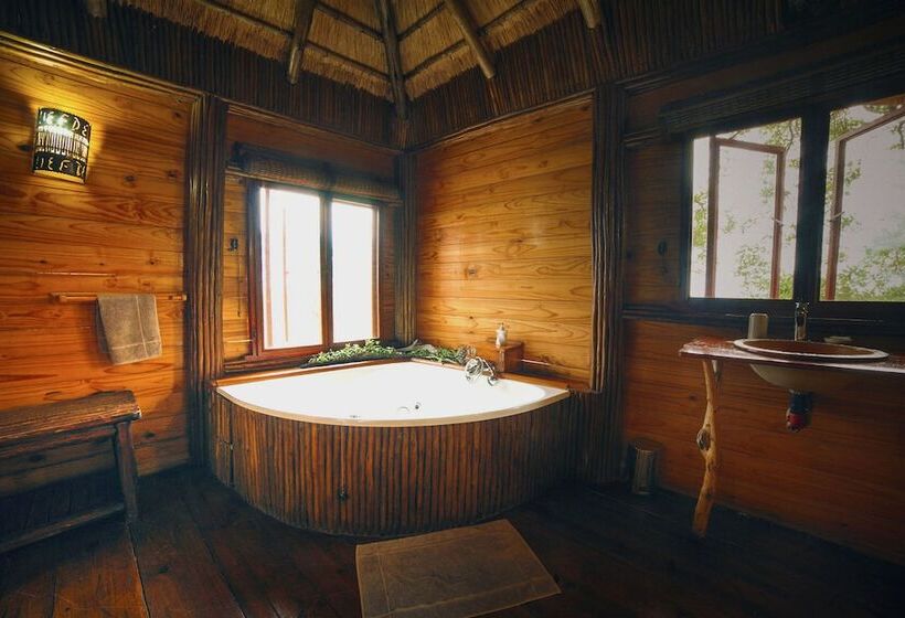 호텔 Pezulu Tree House Lodge