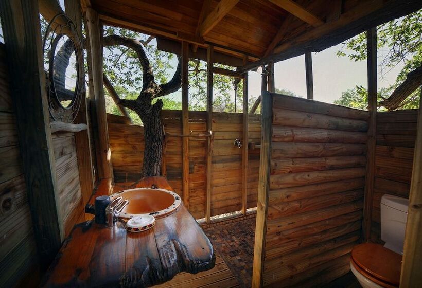 호텔 Pezulu Tree House Lodge