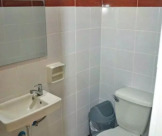 Mayon Backpackers Hostel