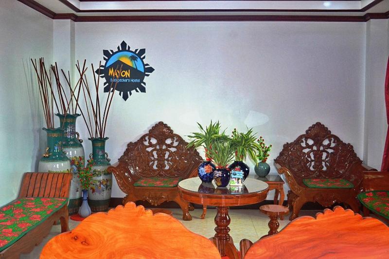Mayon Backpackers Hostel