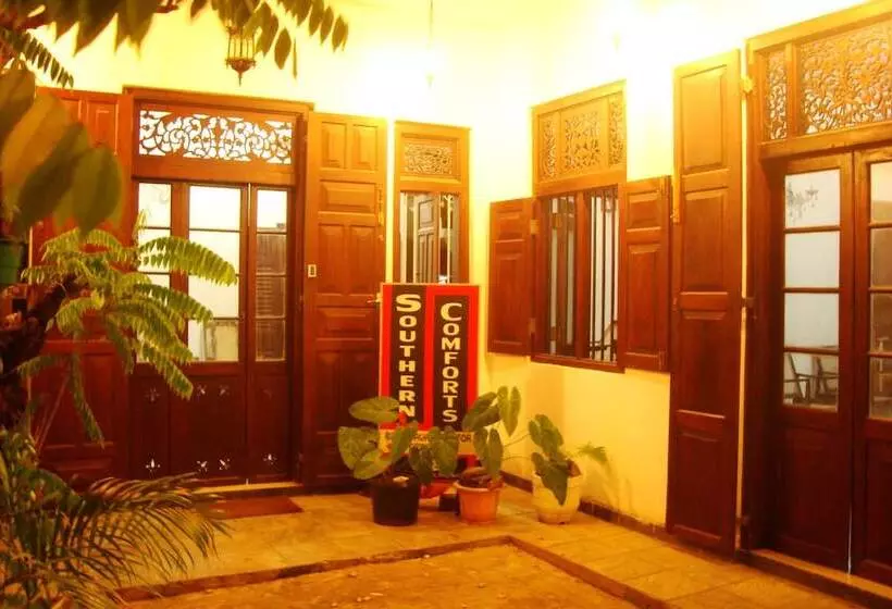 ペンション Southern Comforts  Galle Fort