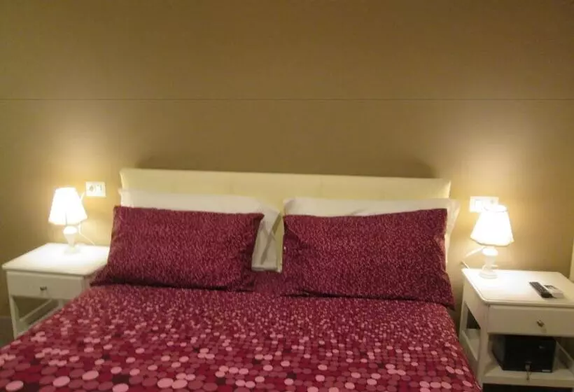 پانسیون Trevi Elegance Suite