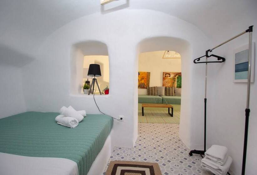 Villa Ariadni Cave Houses In Oia