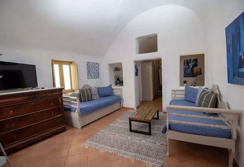 Villa Ariadni Cave Houses In Oia