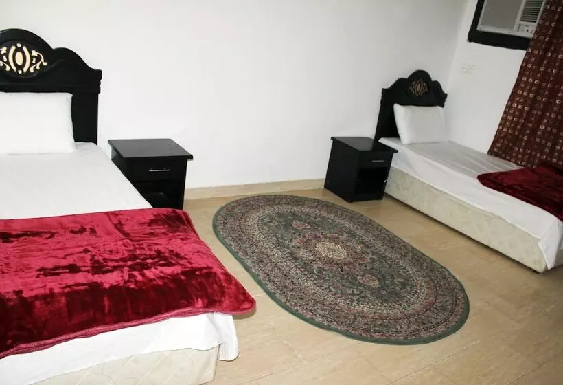 Al Eairy Furnished Apartments Qassim 1