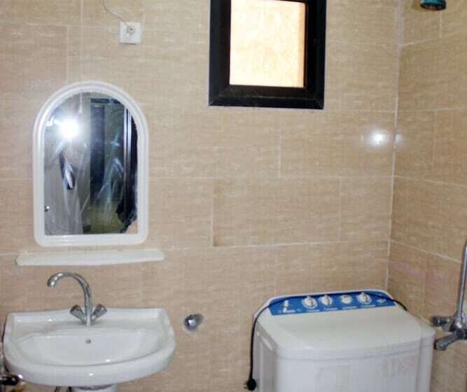 Al Eairy Furnished Apartments Qassim 1