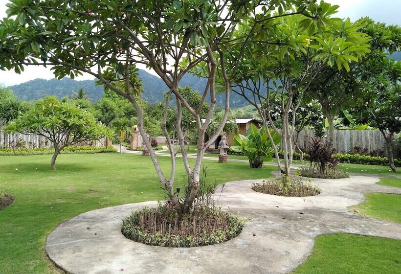 تختخواب و صبحانه Krisna Homestay