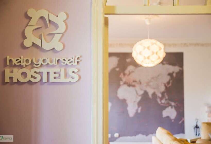 Help Yourself Hostels  Carcavelos Coast