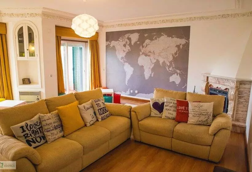 Help Yourself Hostels  Carcavelos Coast