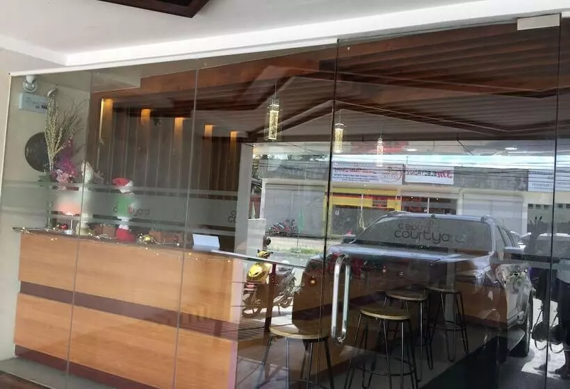 Hotelli Cebu Courtyard