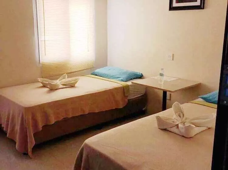 Hotelli Cebu Courtyard