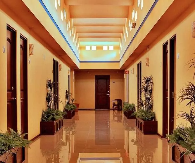ホテル Cr Tehuacan