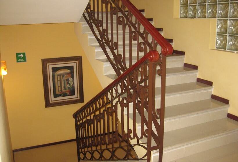 Отель Cr Tehuacan