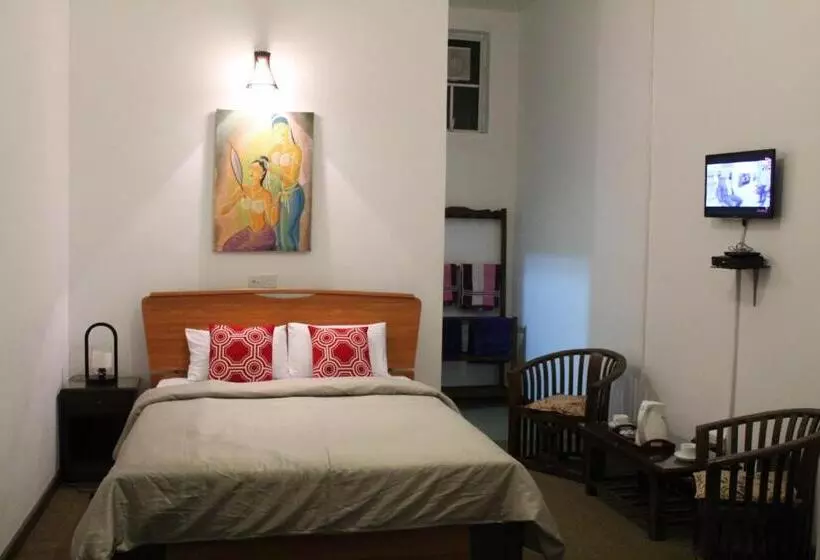 Hotelli Dewdrops At Lake Gregory