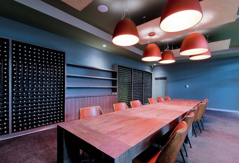 호텔 Maya Maya At Mandoon Estate