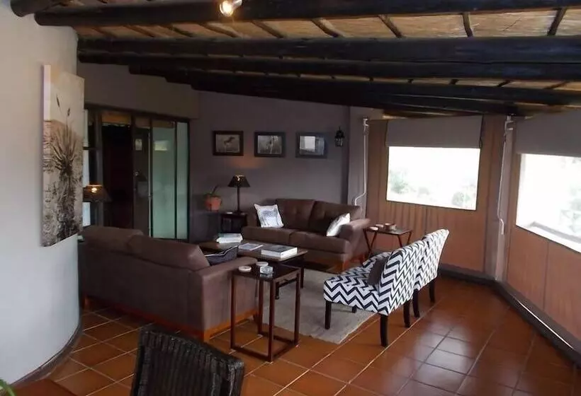 هتل The Rest Zebra Lodge