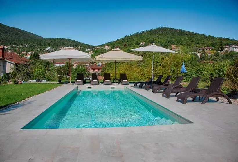 Majatalo Guest House Stancija Kovacici