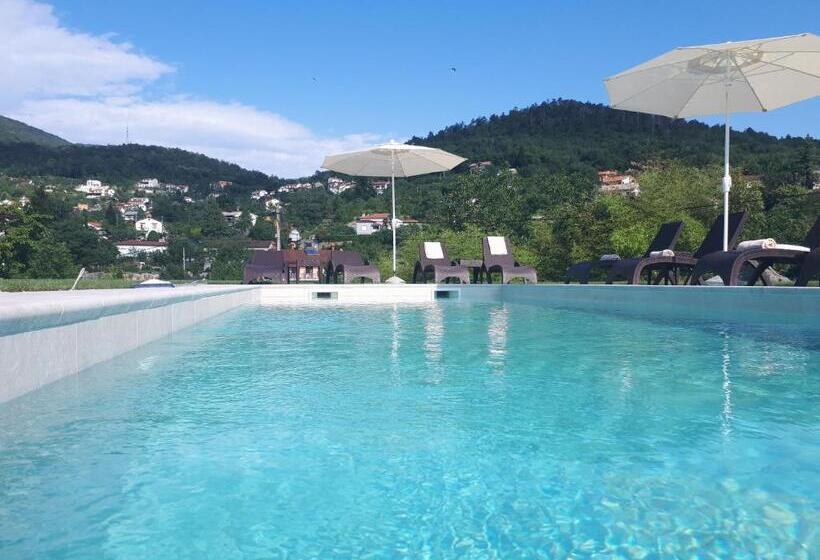 펜션 Guest House Stancija Kovacici