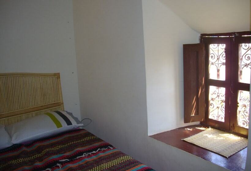 Pension (Hôtel basse catégorie) Riad Tassoukte