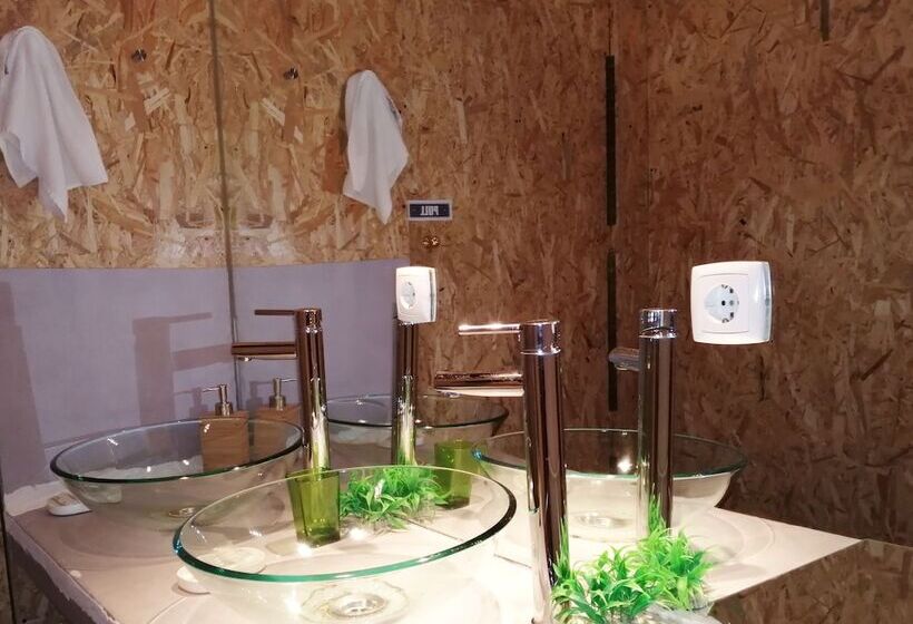 هاستل Lisbon Studios