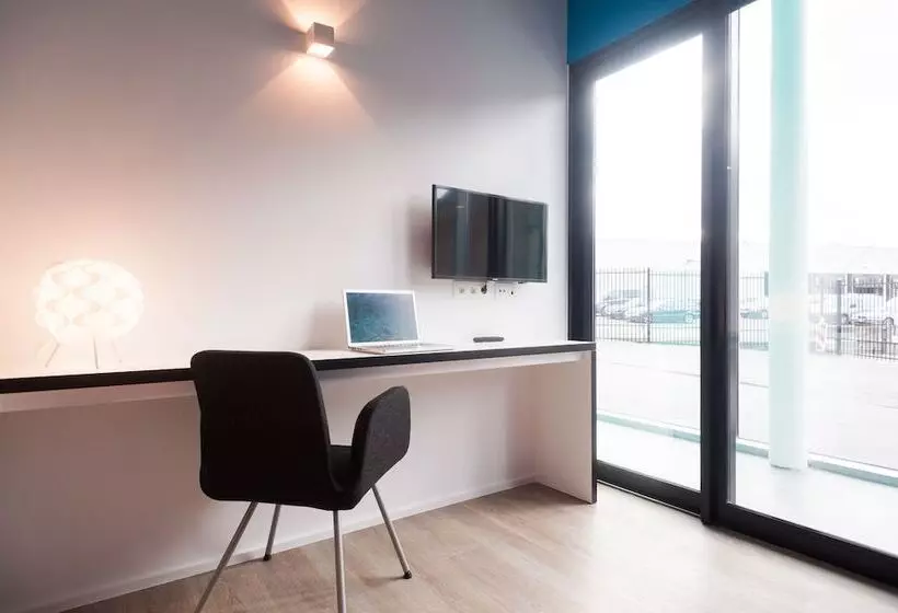 Retkeilymaja Ooostel 2be Zaventem